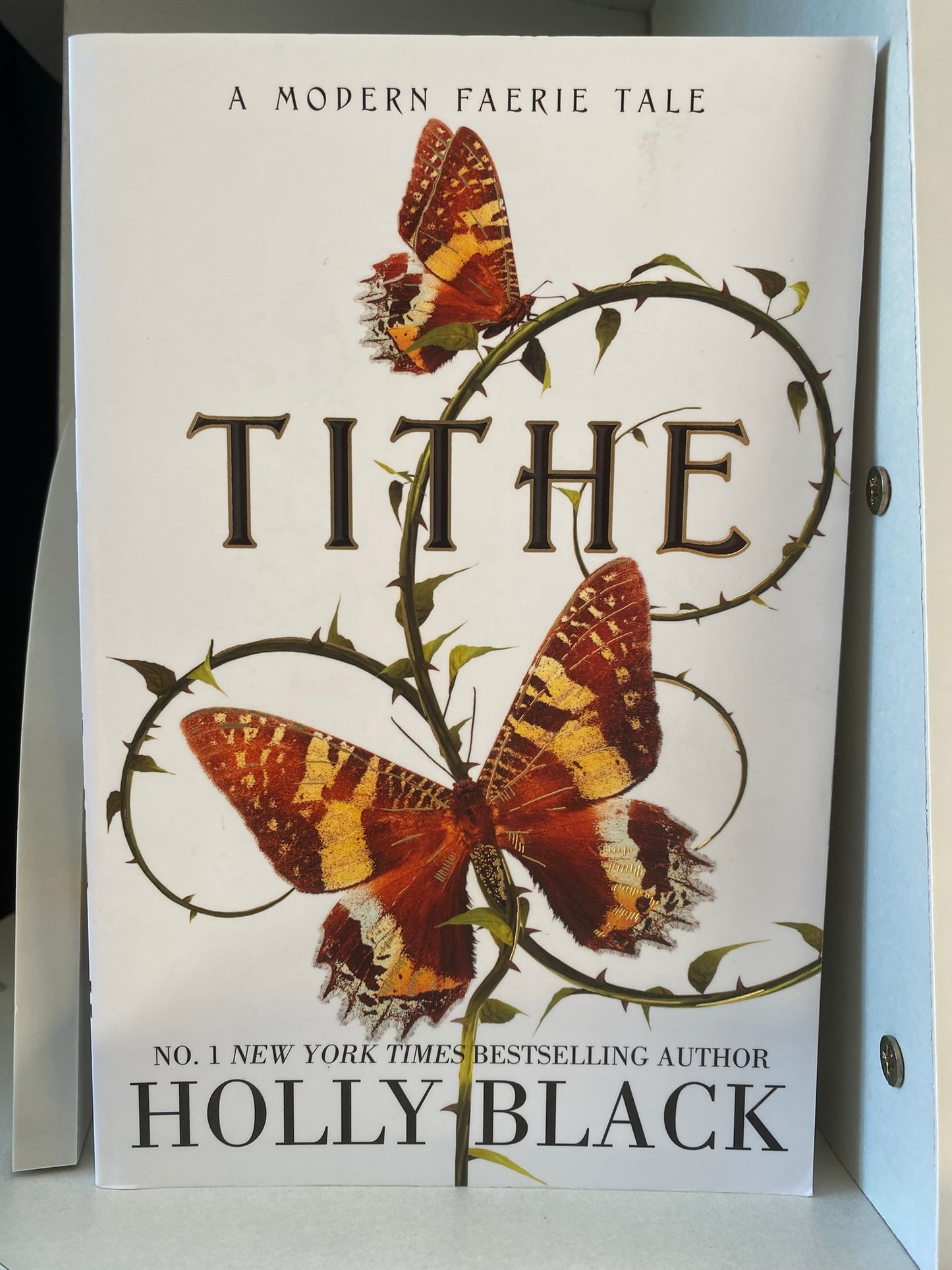 Tithe by Holly Black (Modern Faerie Tales #1)