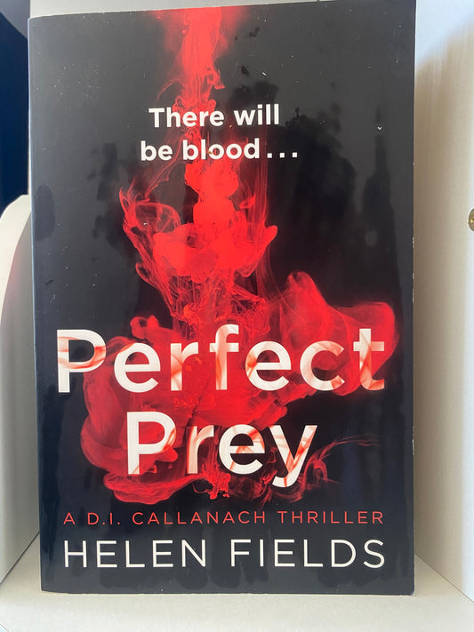 Perfect Prey by Helen Fields